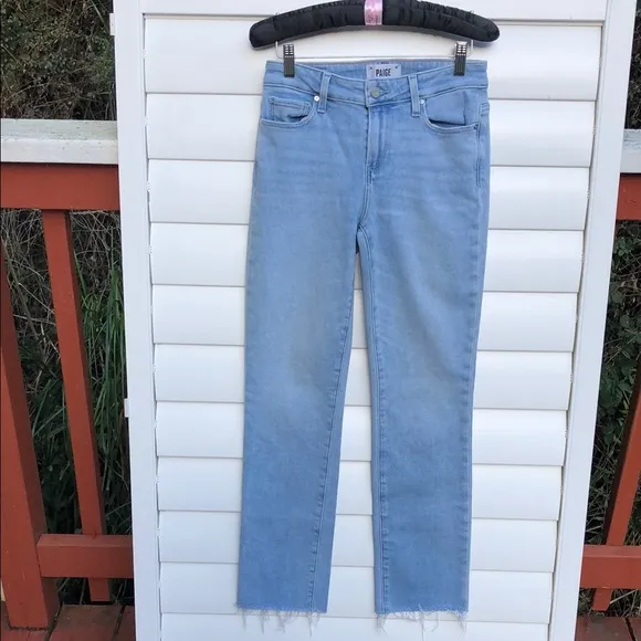 Paige Women's light denim Amber Jeans