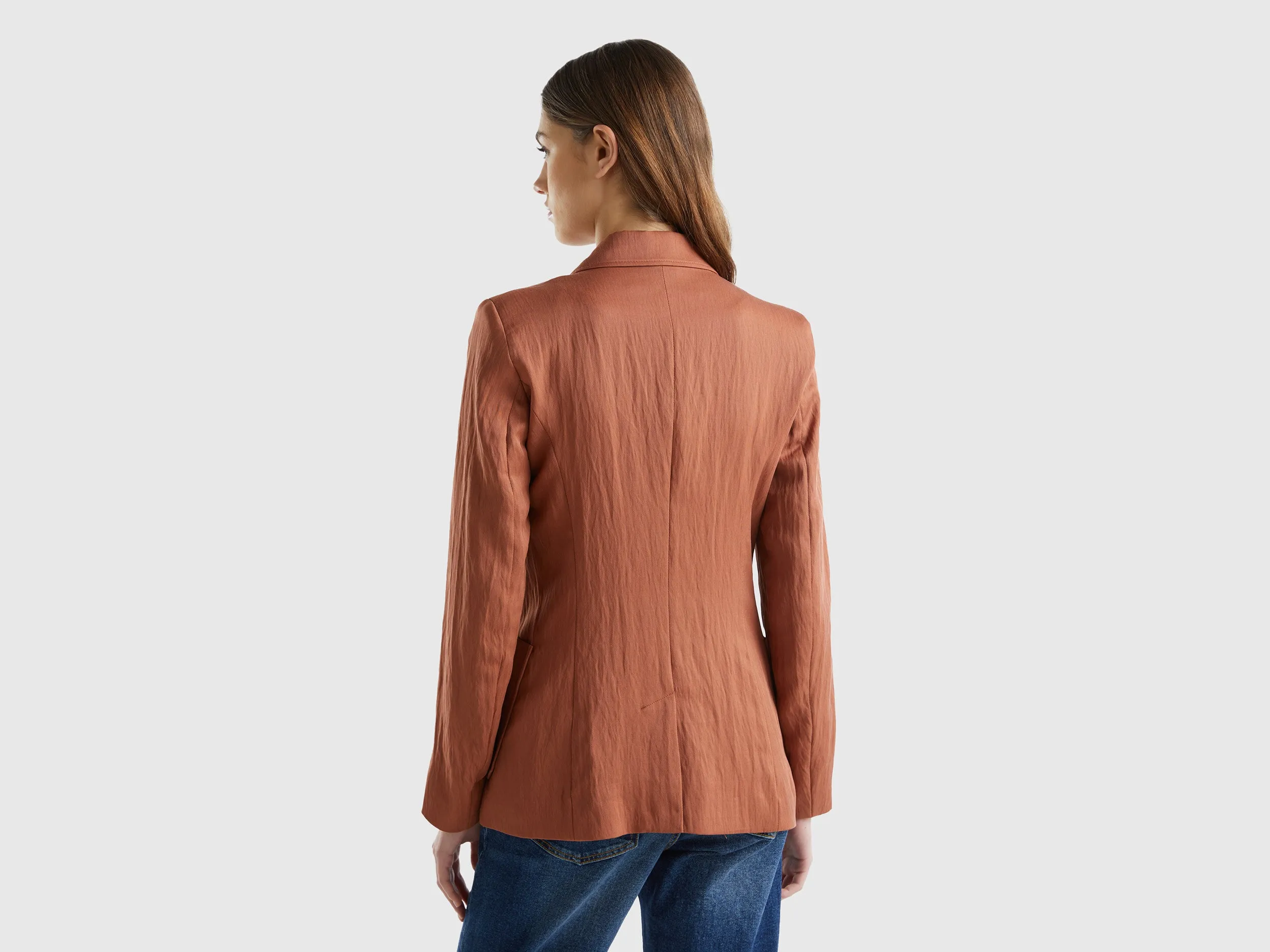Peaked Lapel Collar Solid Blazer