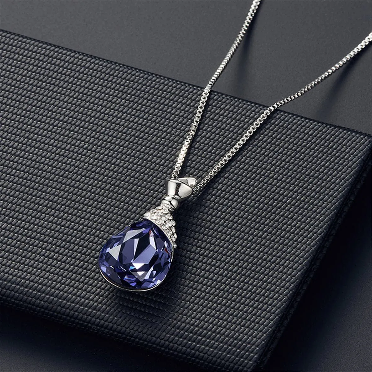 Purple & Silver-Plated Pear Pendant Necklace & Drop Earrings