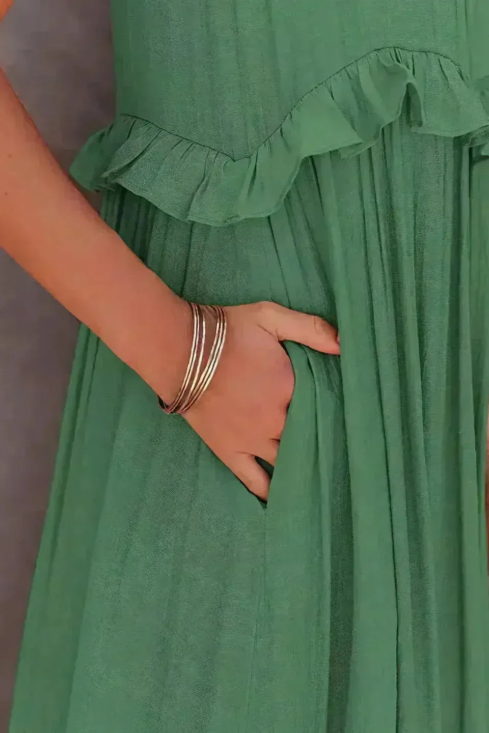 Sarah | Halter Ruffle Maxi Dress (Almost sold out)