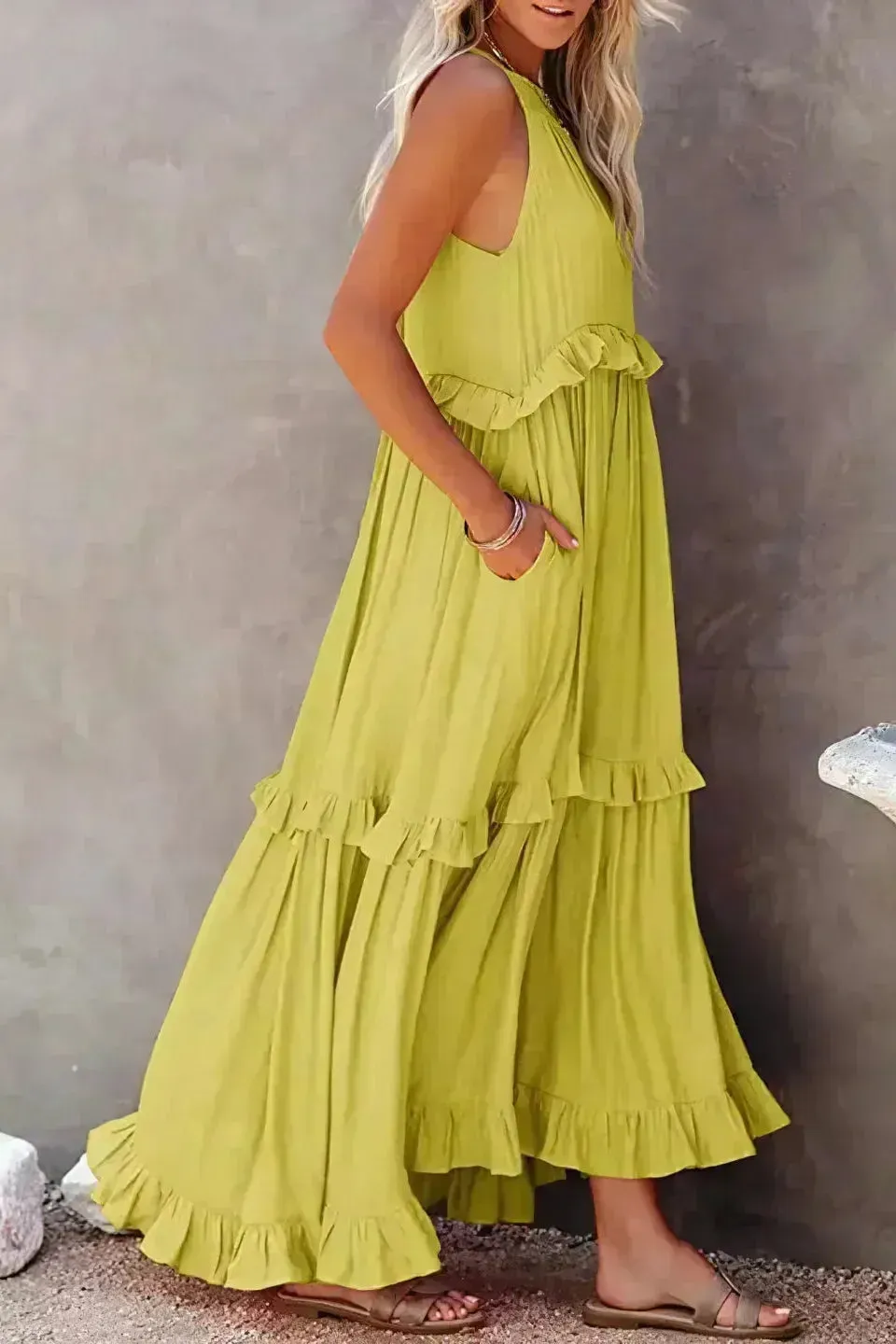 Sarah | Halter Ruffle Maxi Dress (Almost sold out)