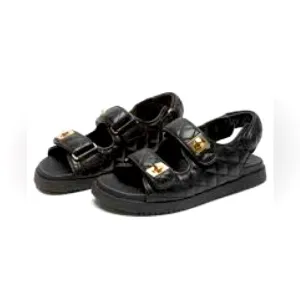Steve Madden Women's Schmona Flat Sandal size 8