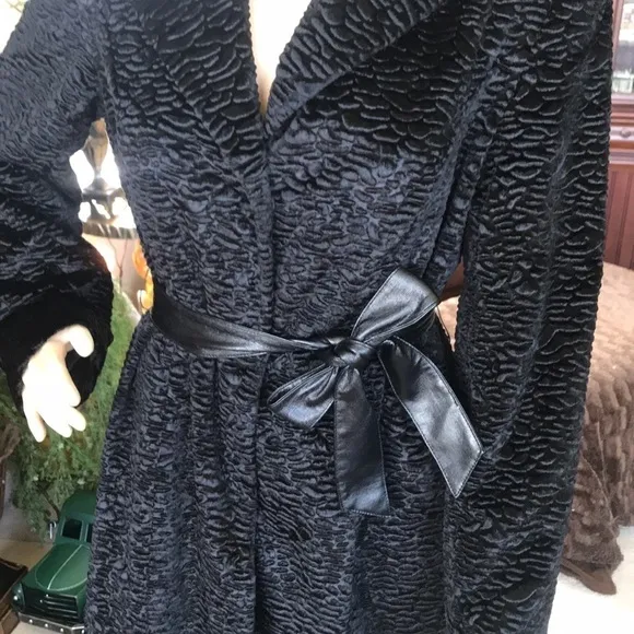 Style &amp; Co. Black Belted Ribbed Velvet Coat Snap Closure