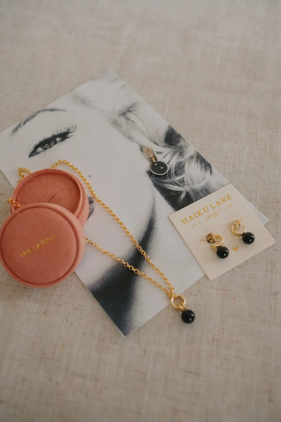 The Roberts Hoop Earring - Onyx