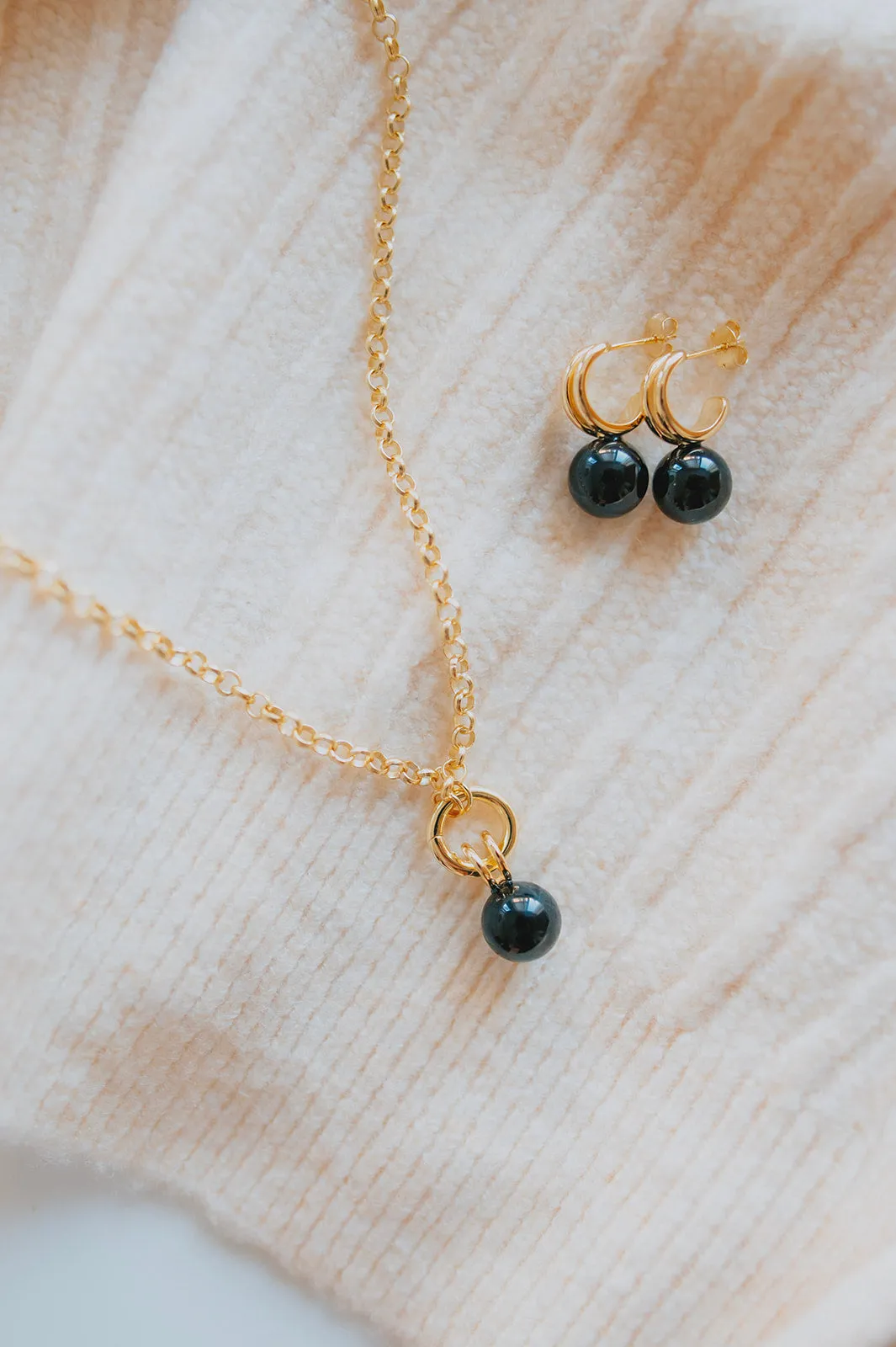 The Roberts Hoop Earring - Onyx