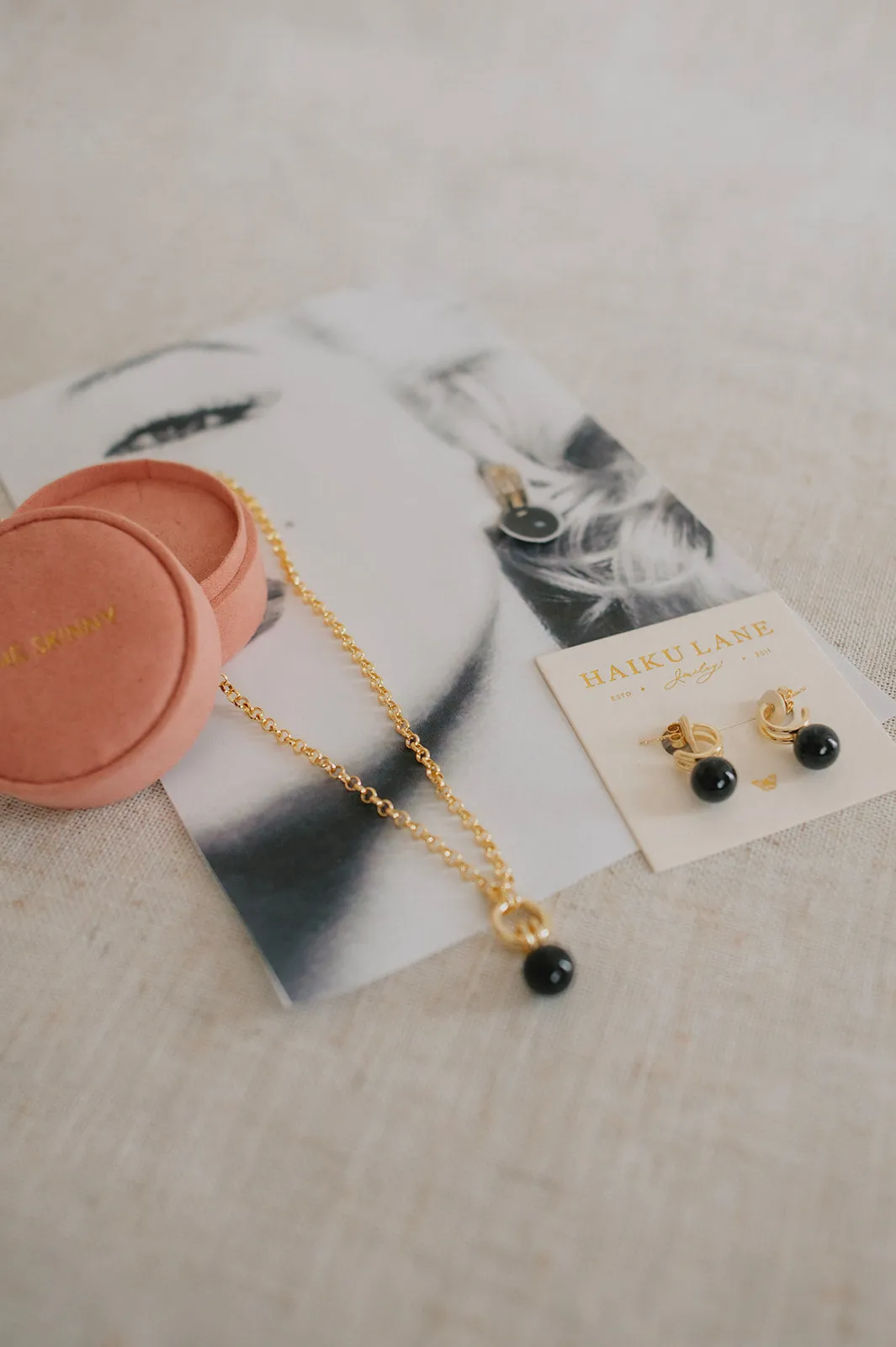 The Roberts Hoop Earring - Onyx