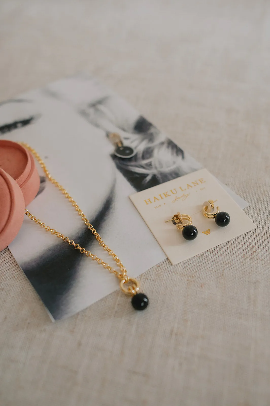 The Roberts Hoop Earring - Onyx