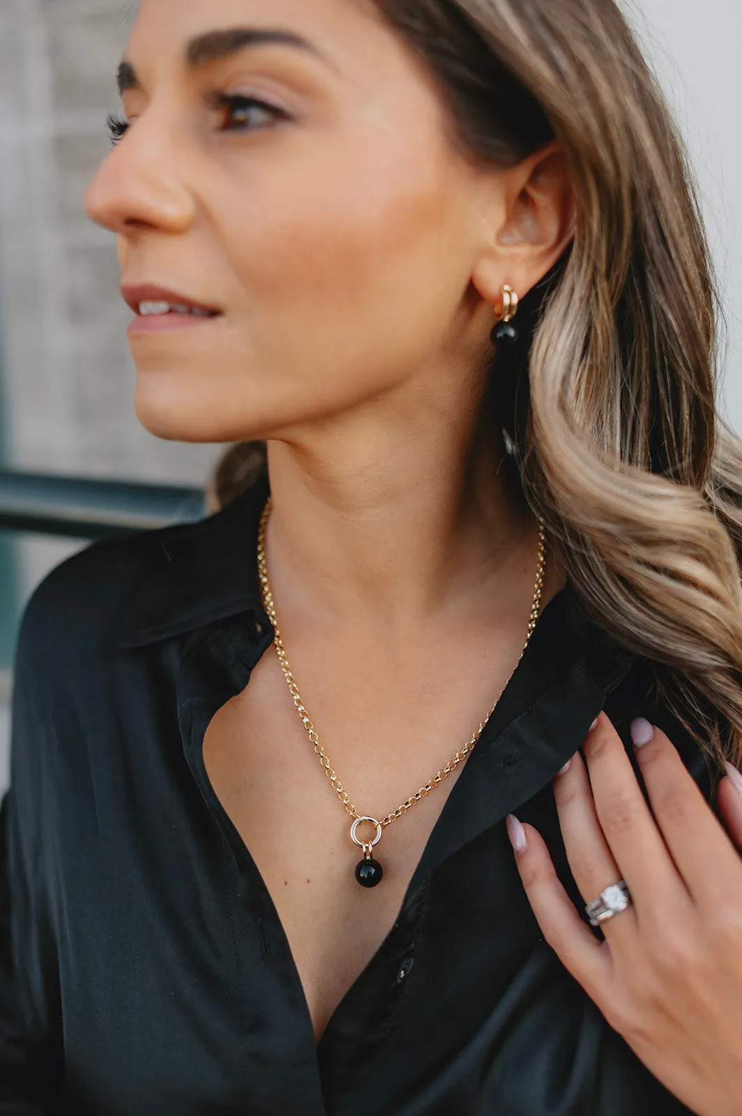The Roberts Hoop Earring - Onyx