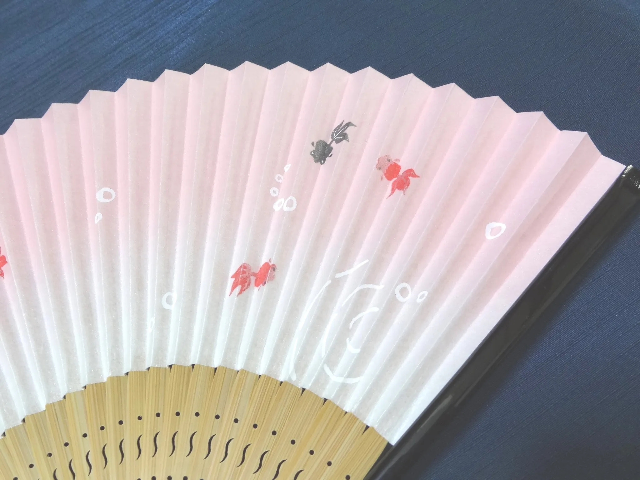 Traditional handcrafted Kyoto Ladies' Sensu - #224 Goldfish - Pink