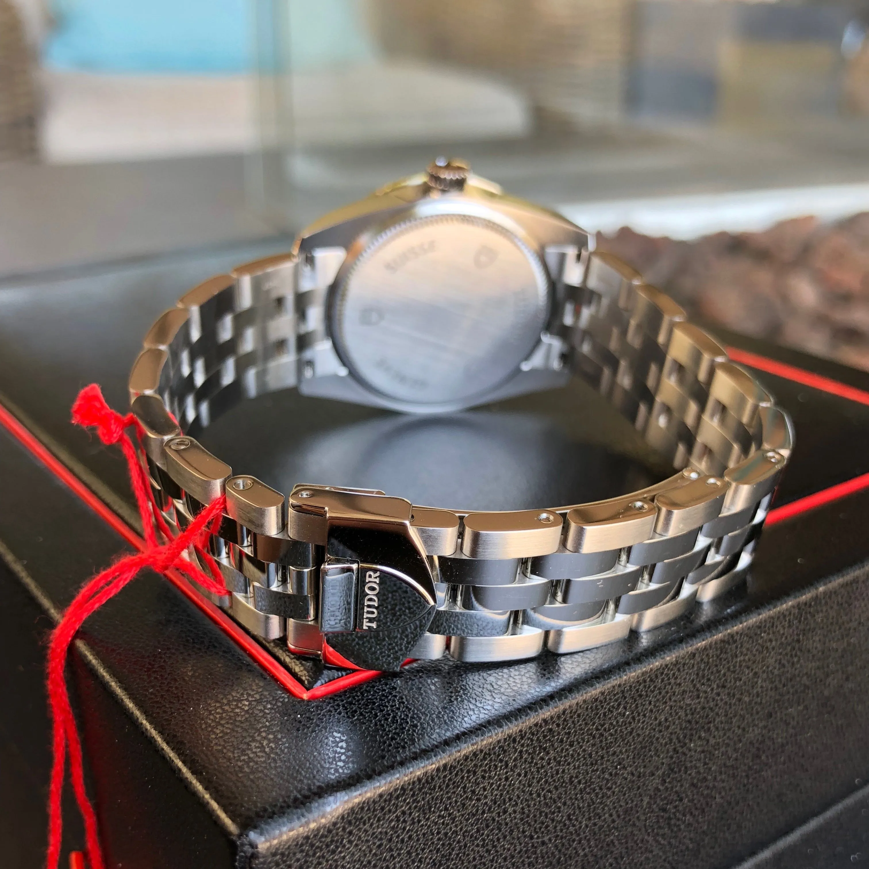 Tudor Glamour Date 31 53020 Silver Diamond Dial Bezel Stainless Steel Automatic Ladies Wristwatch