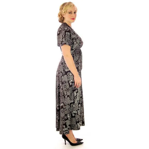 Vintage Womens Lounge Robe Hostess Gown Black & Silver Metallic Chinese  1940s 40-28-45