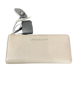 Wallet Designer By Michael Kors  Size: Medium