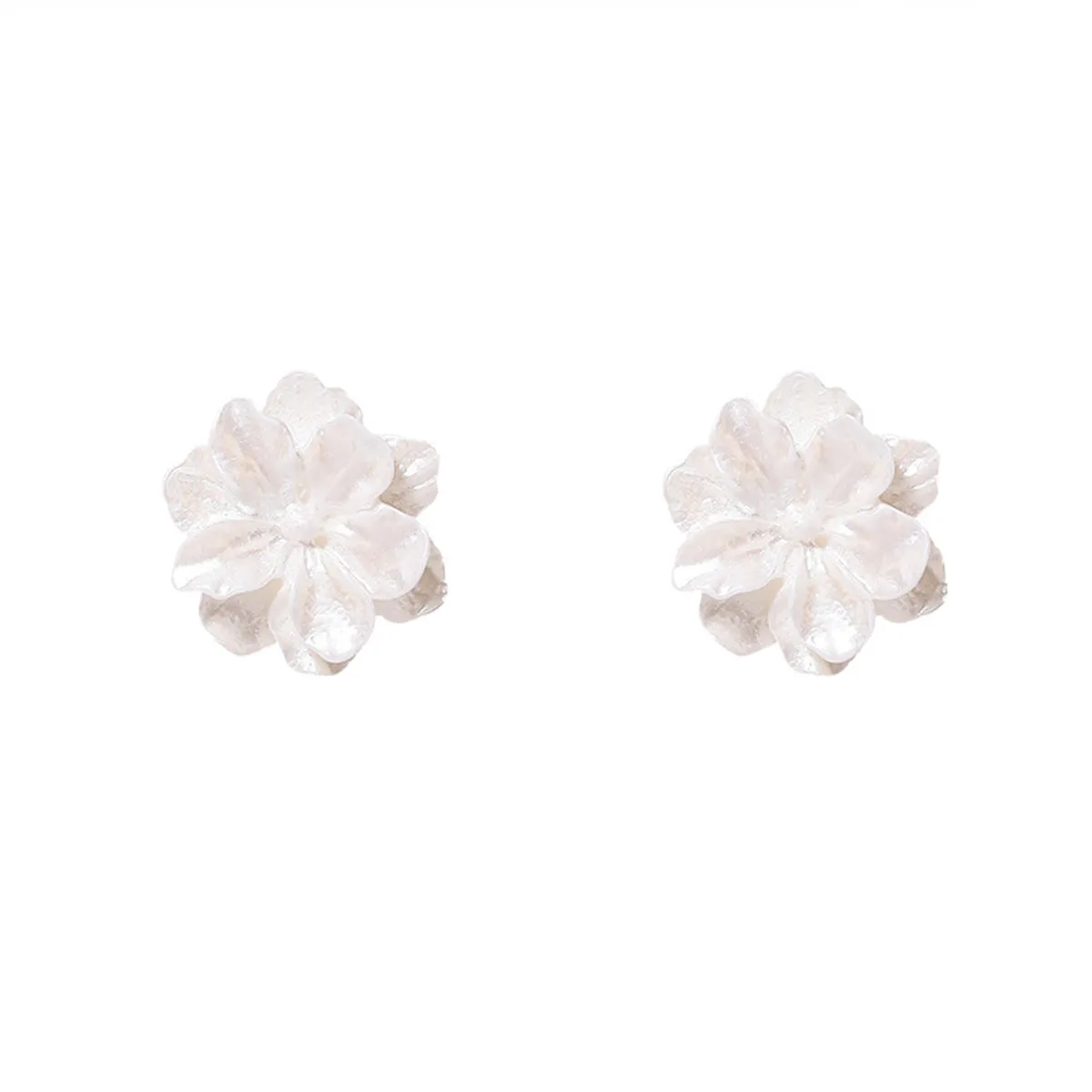 White Acrylic Flower Stud Earrings