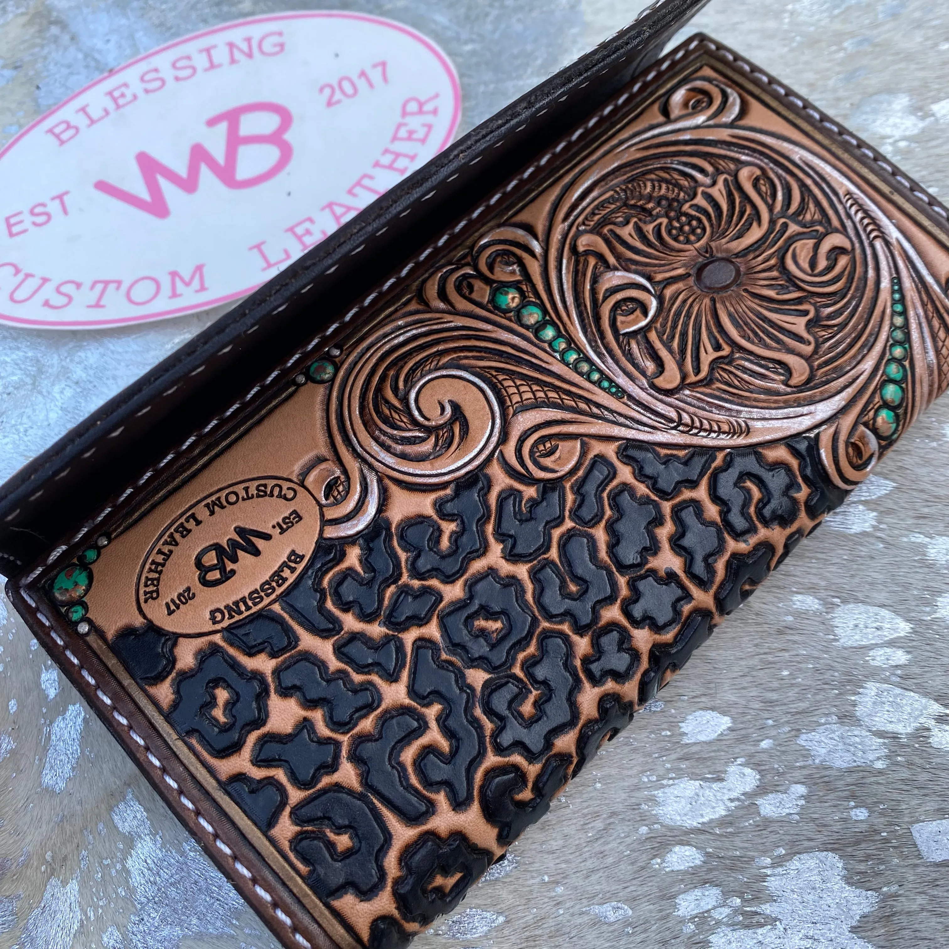 Wild Traditional Floral w/ Turquoise Pearl Tooled Leather Women's Wallet