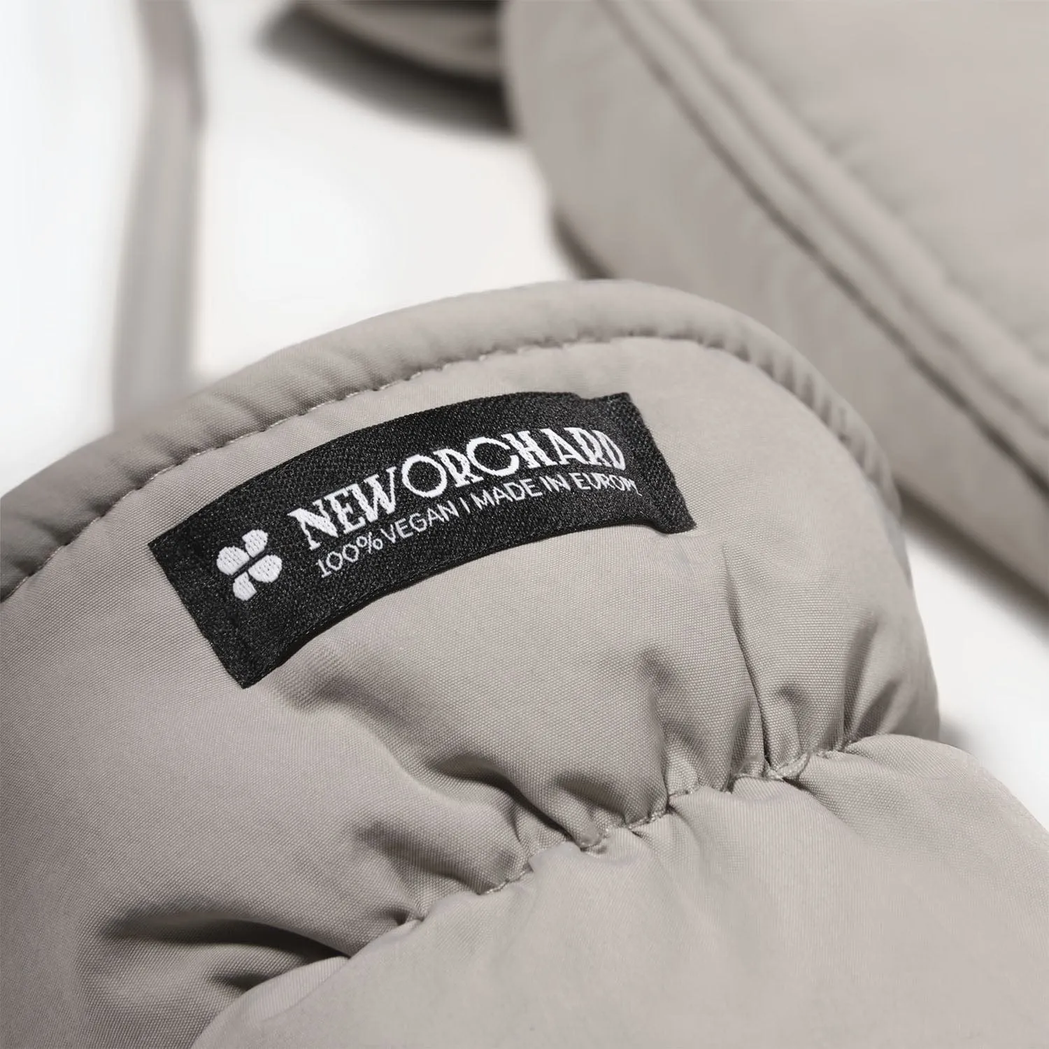 Winter Water-Resistant Nylon Gloves | Multiple Colours