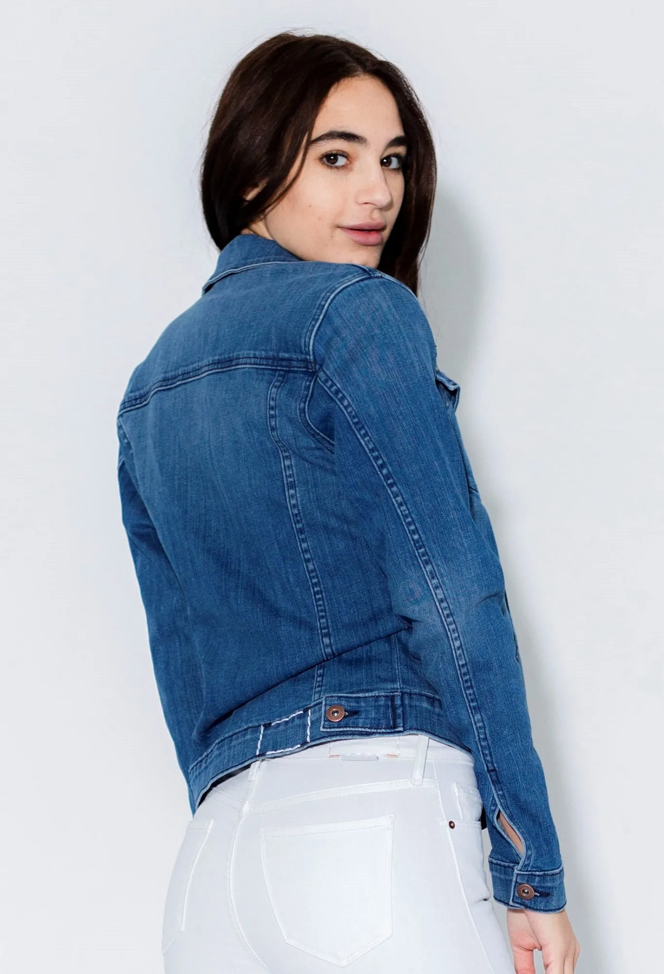 Women's Denim Trucker Jacket 901