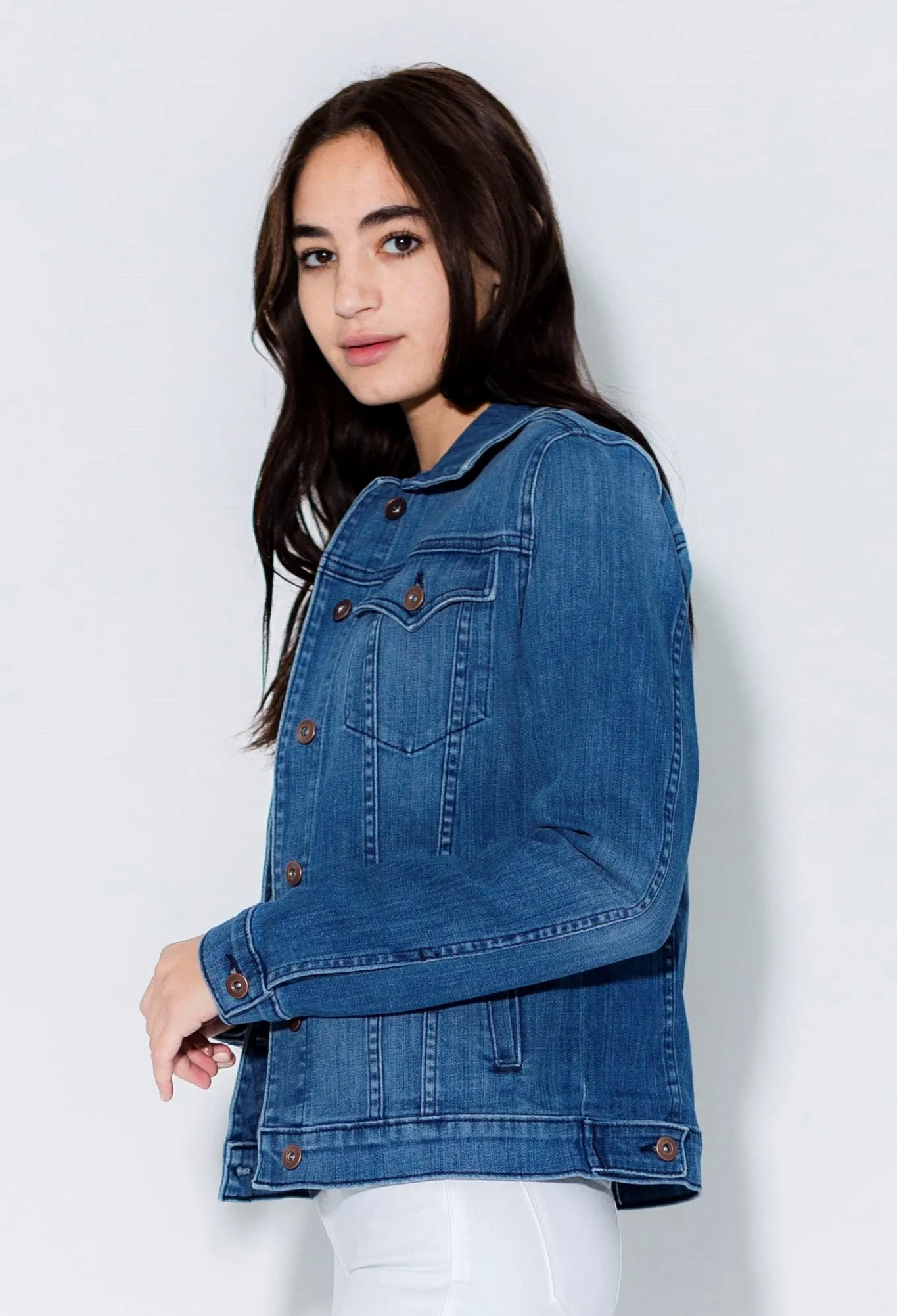 Women's Denim Trucker Jacket 901