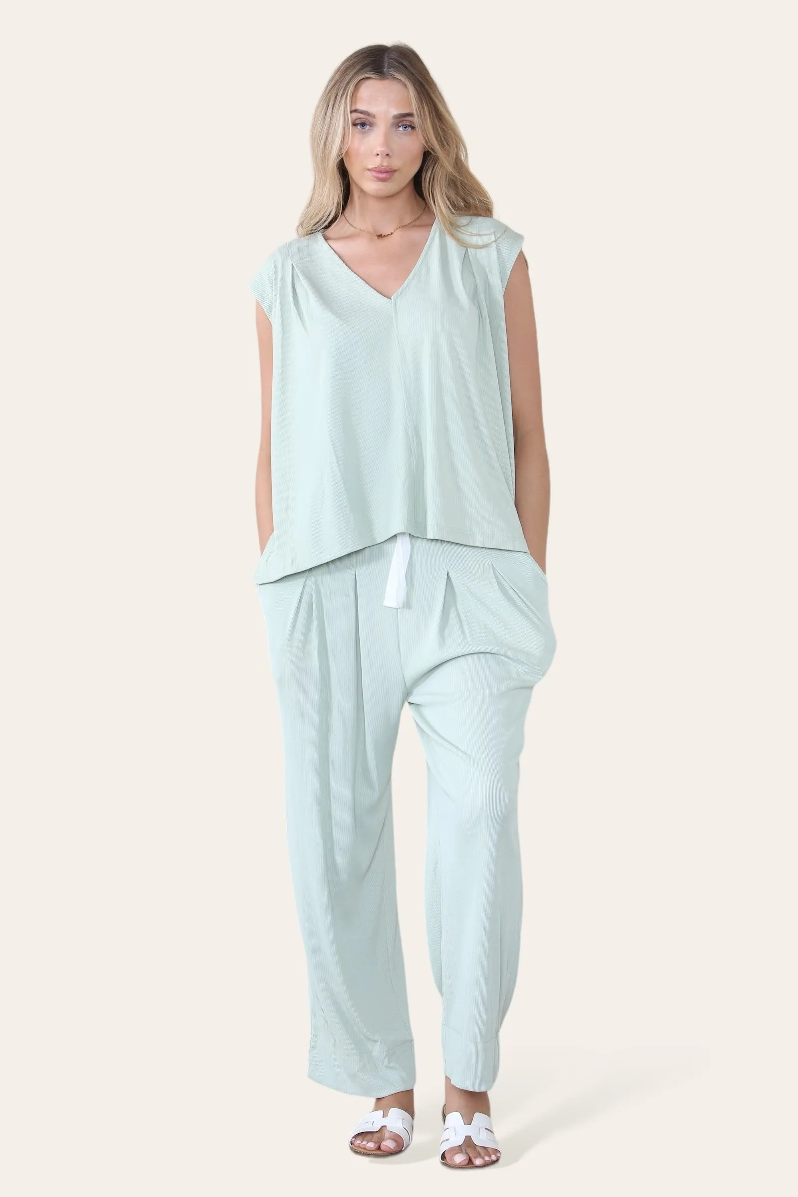 Women's Minimalist V Neck Sleeveless Oversize Top & Elastic Waist Drawstring Wide Leg Trousers Co-ord