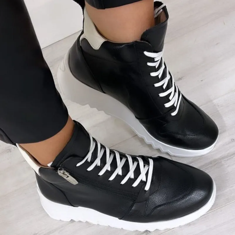 Wonders Black Leather Sneaker Boots