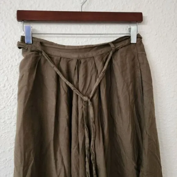 Xirena Bella Belted Long Skirt in Agave Women's Size XS