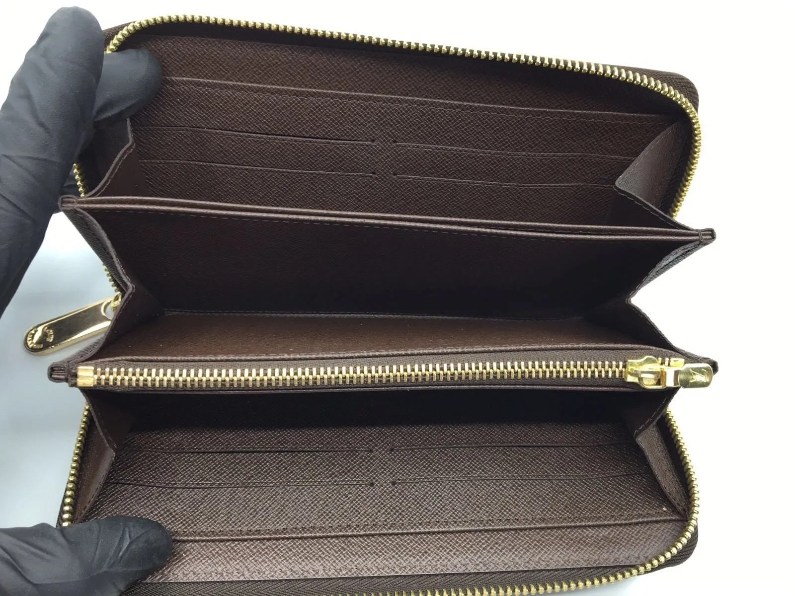 Zippy Wallet Damier Ebene Canvas